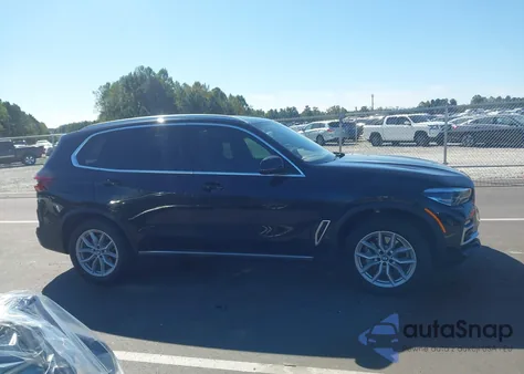 2020 BMW X5 xDrive40I z USA, uszkodzony, nr VIN 5UXCR6C09LLL83214